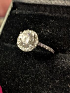 14k WG 1.35 Ct Diamond Ring Color H VS2